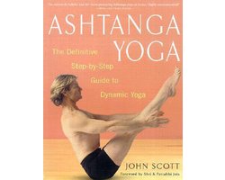 Kaft van Ashtanga Yoga The Definitive Step By St