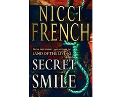 Kaft van Secret Smile (TPB)