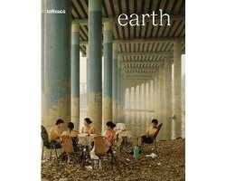 Kaft van Earth