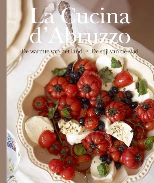 Kaft van La Cucina D'Abruzzo