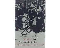 Kaft van Vrouw In Berlijn