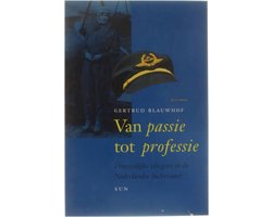 Kaft van Van Passie tot Professie: Vrouwelijke vliegers in de Nederlandse luchtvaart